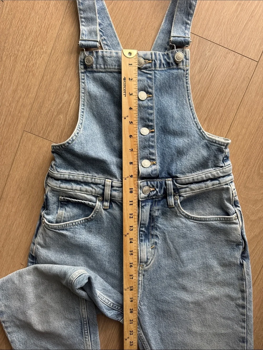 Free People We The Free Shelby Overalls Stone Beach Light Wash Size 27